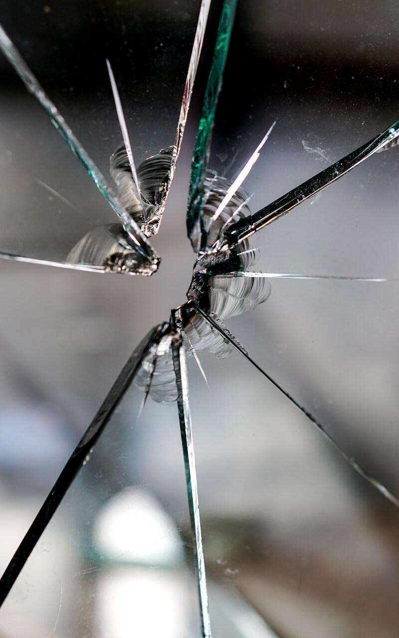 Broken Glass Live Wallpaper