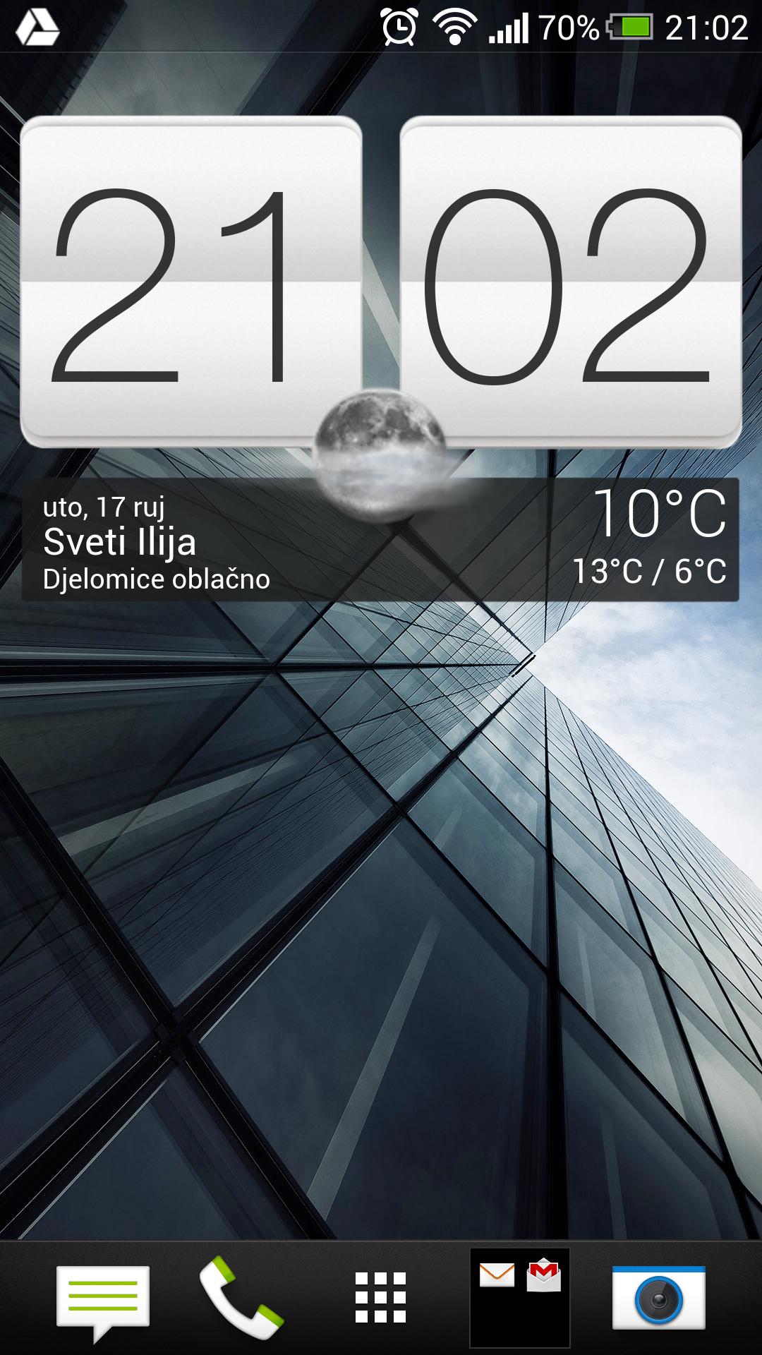 HTC Sense 5 clock and weather